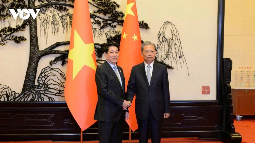 President Luong Cuong urges closer solidarity and cooperation with China